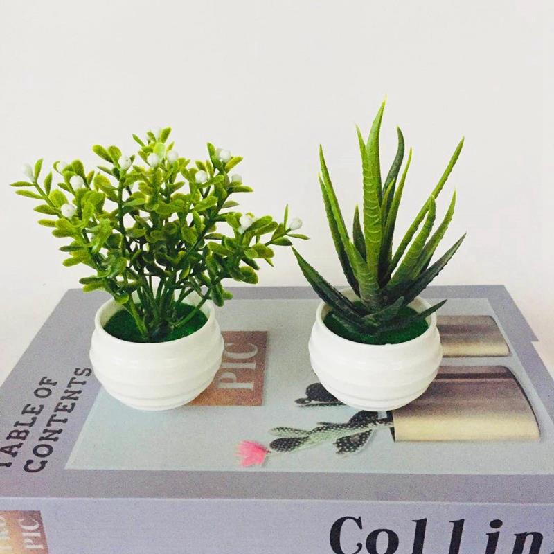 Mini Artificial Aloe Plants Bonsai Small Simulated Tree Pot Plants