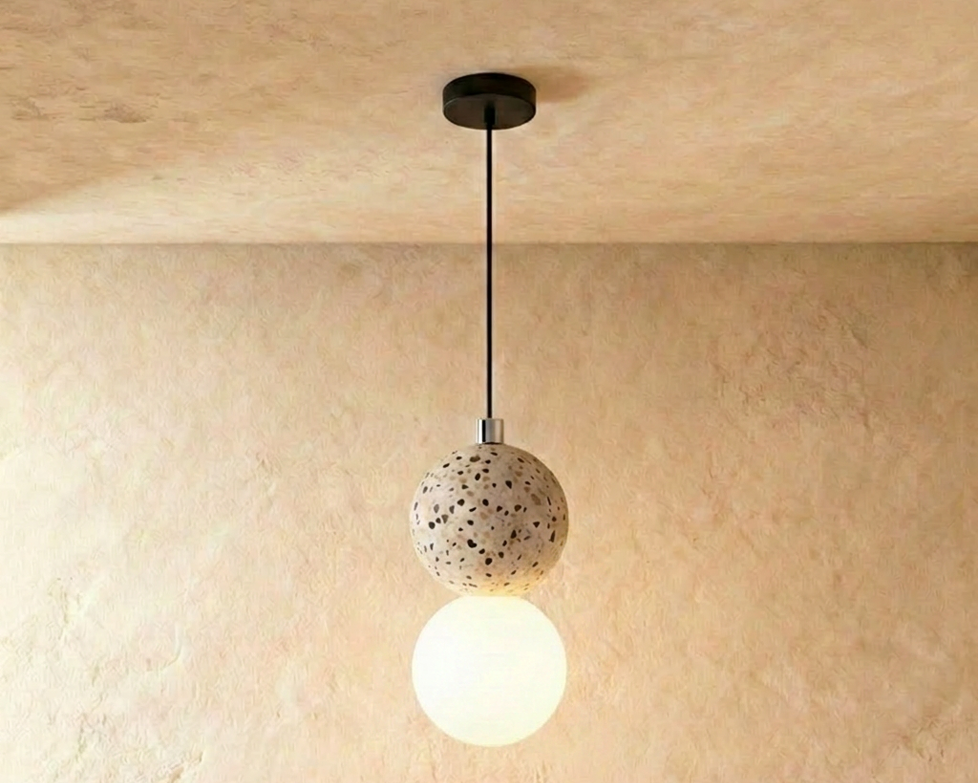 Rondure Pendant Light