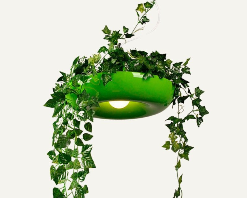 Aula Pendant Light