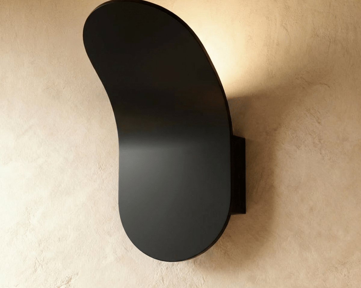Fana Wall Lamp